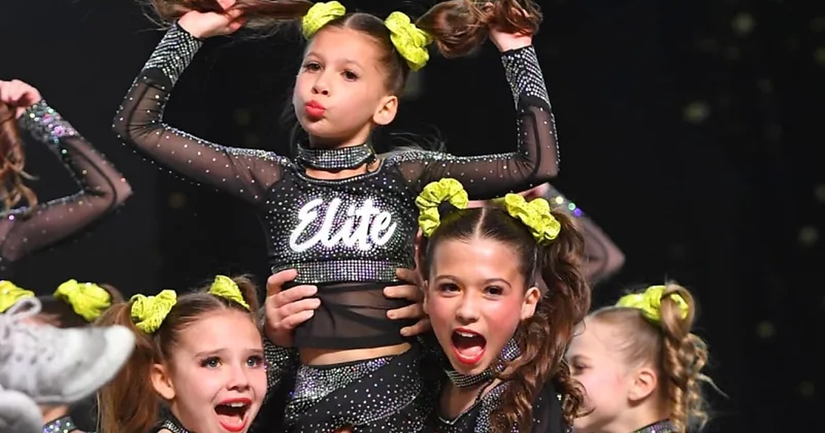 Elite Cheer & Athletic Training LLC logo
